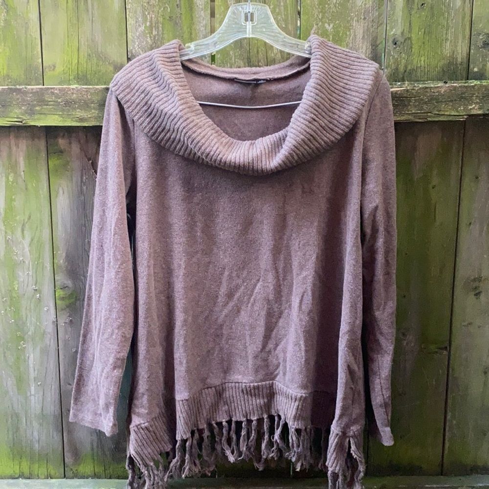Rafaella fringe sweater sz. L